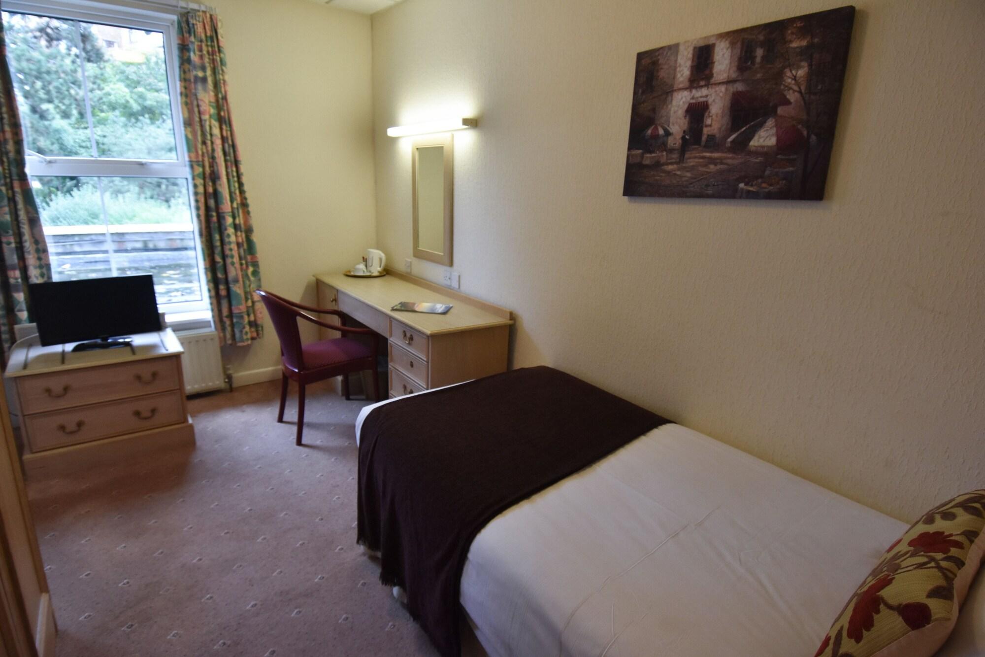 The Mayfair Hotel Bornemouth Extérieur photo