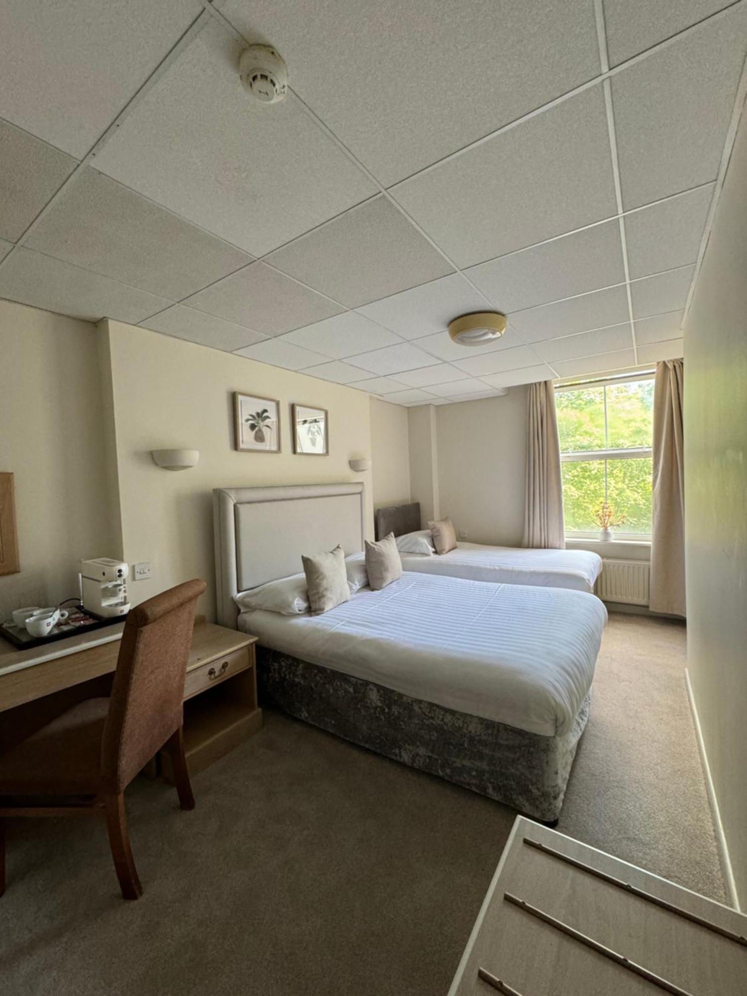 The Mayfair Hotel Bornemouth Extérieur photo