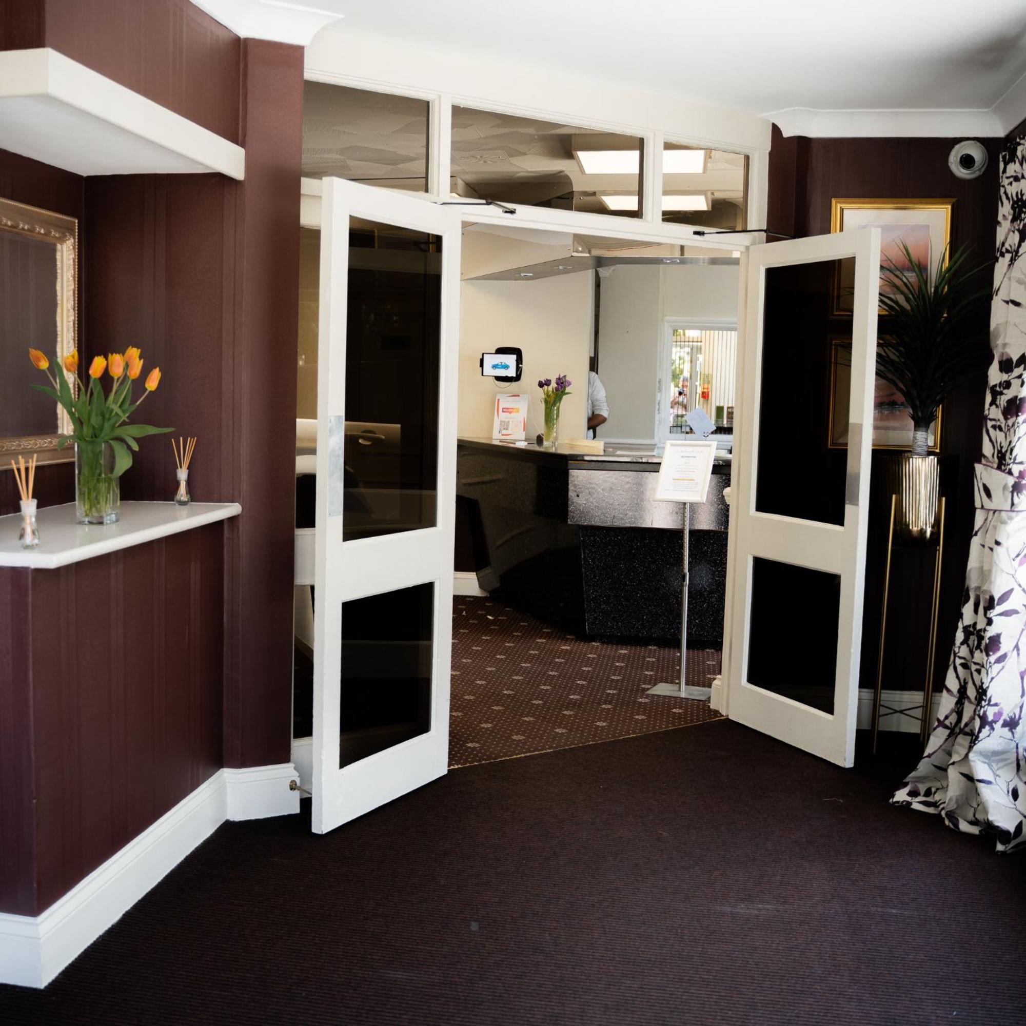 The Mayfair Hotel Bornemouth Extérieur photo