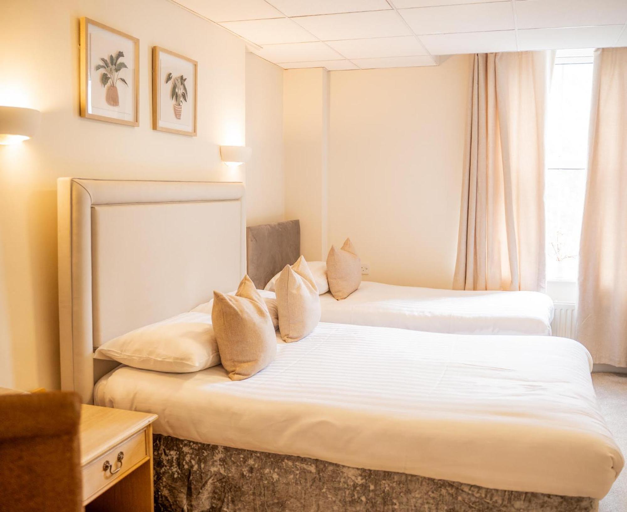 The Mayfair Hotel Bornemouth Extérieur photo